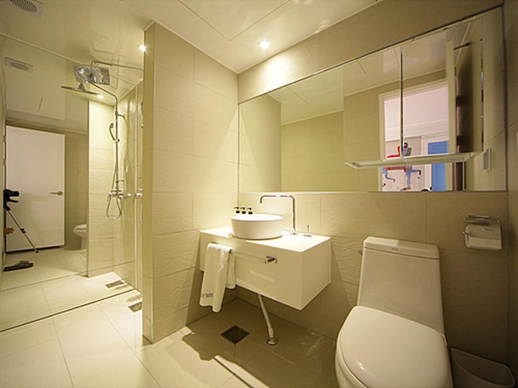 Sinchon Hotel Gaeul โซล ภายนอก รูปภาพ